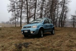 FIAT panda 4x4 climbing