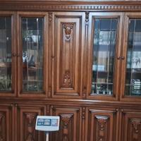 vetrina in vero legno anni 70/80