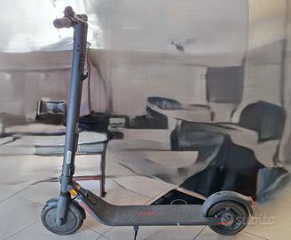 Monopattino Elettrico