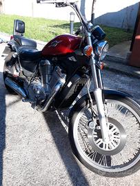 Suzuki VS 600 - 1995