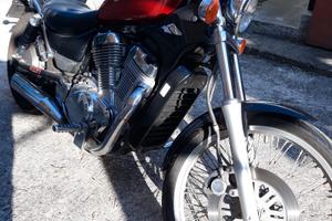 Suzuki VS 600 - 1995