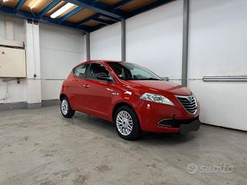 Lancia Ypsilon 1.2 69 CV 5 porte Platinum Ok neo p