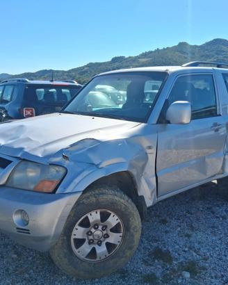 MITSUBISHI Pajero 2.5 TDI 3p. GLX MOTORE OK