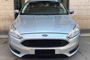 Ford Focus 1.5 TDCi 120 CV Powershift Business