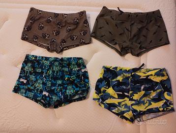 quattro costumi da bambino