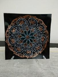 Piatto dipinto a mano 