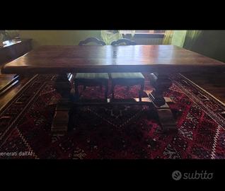 Tavolo legno massiccio e 6 sedie