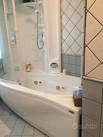 Vasca Teuco Hydrosonic con box doccia