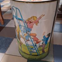 Bidone di latta Dixan