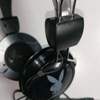 Cuffie stereo Playboy nere con cavo no imbottitura