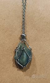 Collana con ciondolo in Serpentino naturale