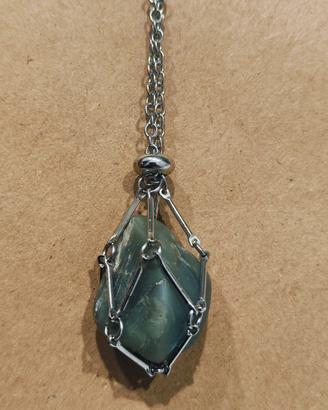 Collana con ciondolo in Serpentino naturale