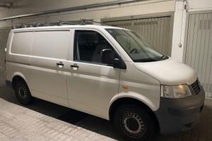 Volkswagen T5 2006 2.5 4x4- 174000km