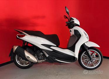 Piaggio Beverly 300 Hpe