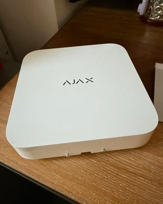 AJAX NVR 8 canali per videosorveglianza