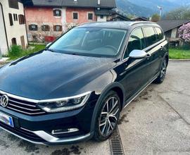 VW Passat Alltrack