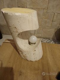 Lampada da tavolo in travertino di Cesari