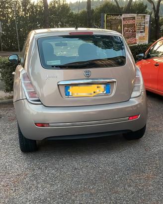 Lancia y 1.2 del 2010 incidentata Proposta accetta