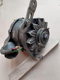 Alternatore per auto