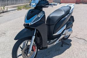Honda Sh300 