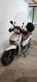  Scooter Peugeot Tweet 150 cc