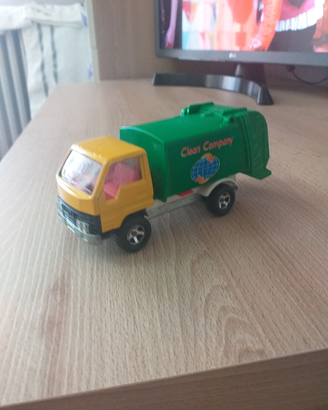 Modellino camion majorette