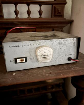 Caricabatterie vintage 6V / 12V 3A con amperometro
