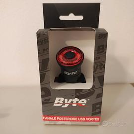 luce posteriore bici usb byte vortex led potente 