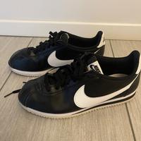 SNEAKERS NIKE, DONNA,N.40, NERE E BIANCHE
