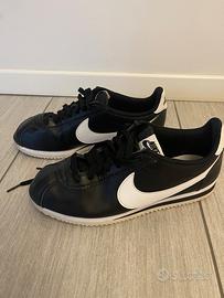 SNEAKERS NIKE, DONNA,N.40, NERE E BIANCHE