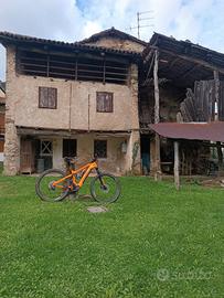 Casa di testa da ristrutturare valli del pasubio