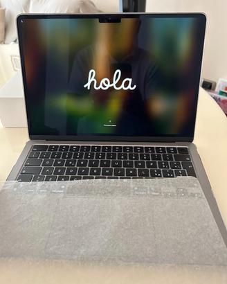 Apple MacBook Air 13" M3 16GB 256GB SSD 2025