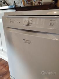 lavastoviglie Hotpoint 
