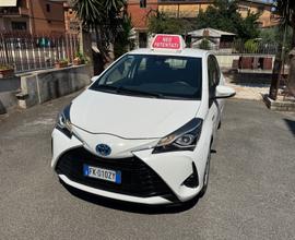 Toyota Yaris 1.5 Hybrid 5 porte Active Km Certific