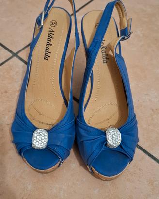Sandali blu con punto luce e zeppa