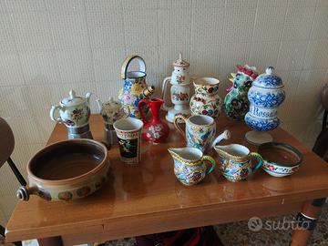 14 Oggetti in ceramica