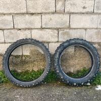 Pneumatici Enduro 140/80-18 e 90/90-21