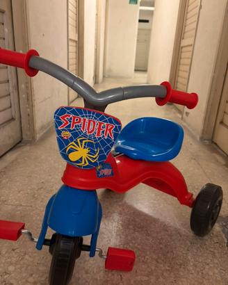 Triciclo bicicletta