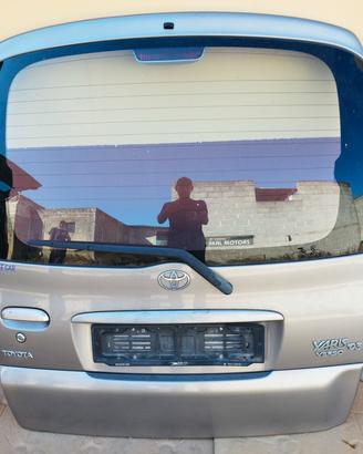Portellone posteriore Toyota Yaris Verso 2003