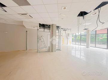 NEGOZIO A CASTELNUOVO RANGONE