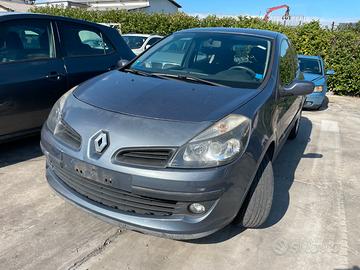 Ricambi per Renault Clio 1.2 16v  del 2006