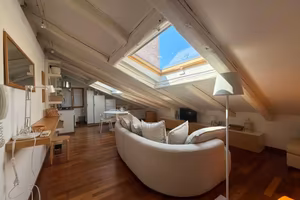 Attico / Mansarda di 43 m² con 2 locali a Trieste