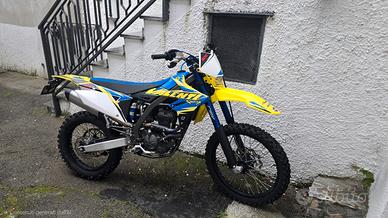 Suzuki Valenti RME 125 Z