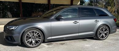 AUDI A4 S-Line B8 2.0 35 TFSI Gomme nuove incluse