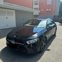 MERCEDES A 180 d Automatic Executive