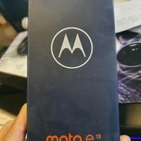 cellulare motorola e 13