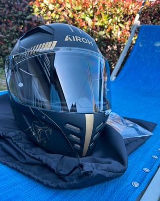 Casco integrale Airoh