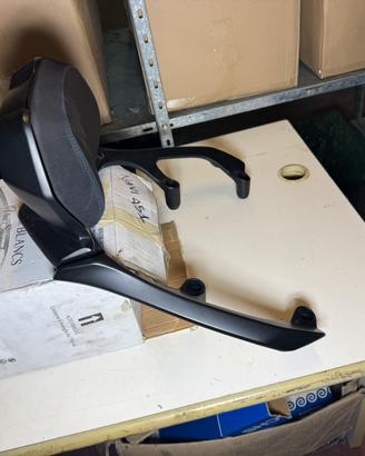 Schienalino e maniglione t max 560