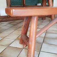 Tavolo, panca e mensole in legno