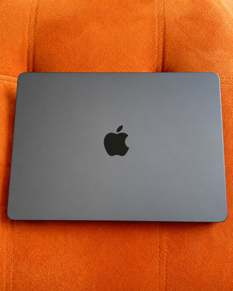 MacBook Air M2 2022 – Space Grey –256 GB SSD